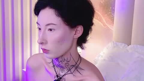 Snapshot of roxy_morrison_x chatting on 07.18.26 roxanne online show from 07.18.26