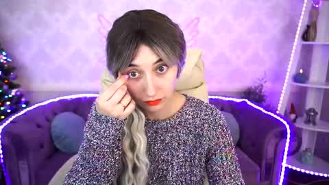 Snapshot of roxy_rayy chatting on 12.31.24 roxy_rayy online show from 12.31.24