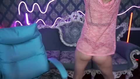 Snapshot of roxy_rayy chatting on 02.16.25 roxy_rayy online show from 02.16.25