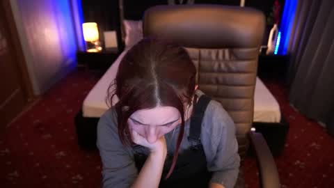 Snapshot of roxy_rayy chatting on 03.11.25 roxy_rayy online show from 03.11.25