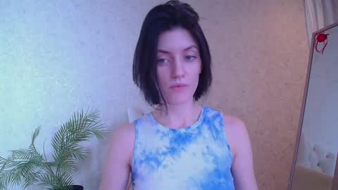 roxy_riot_ online show from 03.04.25
