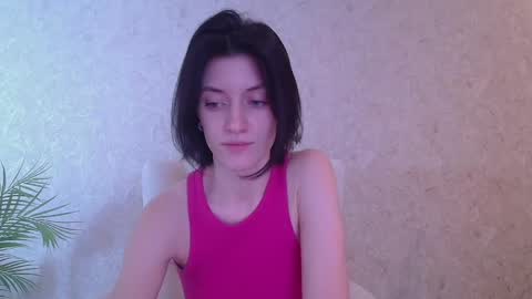 roxy_riot_ online show from 03.04.25