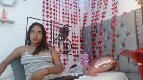 roxy_stone1 online show from 02.25.25