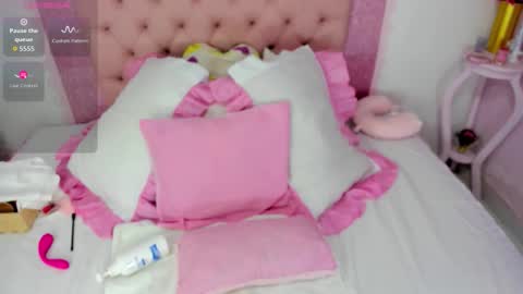 Snapshot of roxy_swt7 chatting on 02.03.26 roxy_swt7 online show from 02.03.26