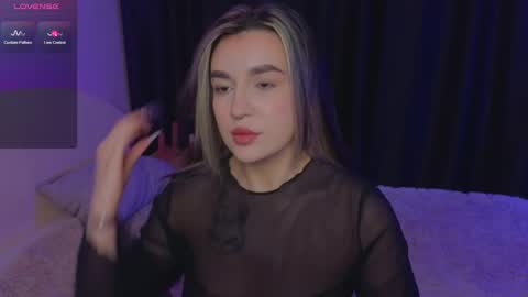 Roxy online show from 02.28.25