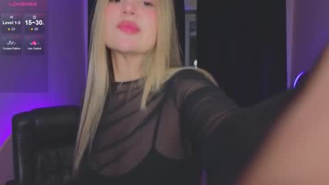 Roxy online show from 10.17.25