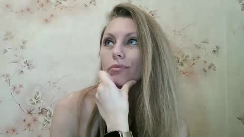 roxyfox18x01 online show from 02.12.26