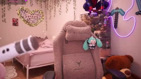 Snapshot of roxysuh chatting on 11.09.25 roxysuh online show from 11.09.25