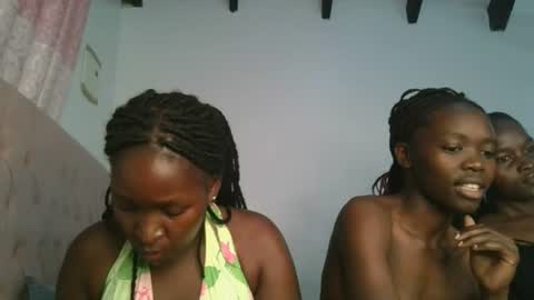 Snapshot of royal_goddes2 chatting on 06.29.26 royal_goddes2 online show from 06.29.26