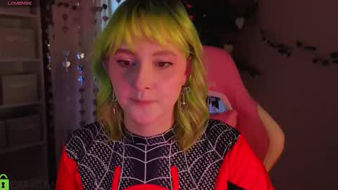 Roziett online show from 02.22.26