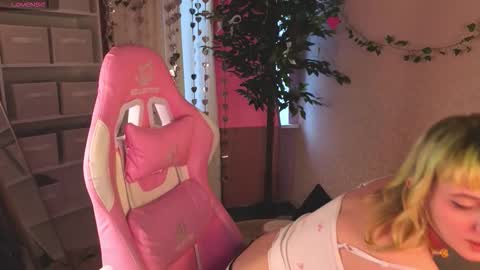 Roziett online show from 03.14.26