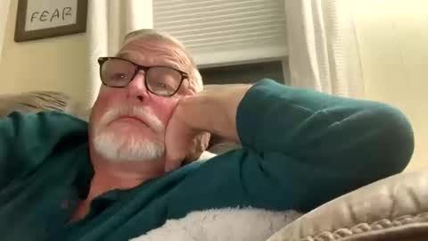 Snapshot of rs006 chatting on 10.11.25 rs006 online show from 10.11.25