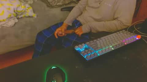 Snapshot of rsanchy32 chatting on 10.14.25 rsanchy32 online show from 10.14.25