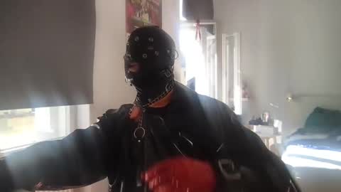 rubberlockedbitch1 online show from 03.04.25