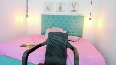 Snapshot of rubiroose chatting on 12.14.24 Rubii online show from 12.14.24