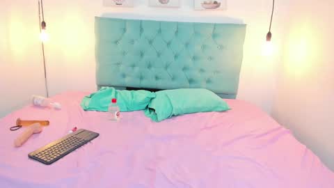 Snapshot of rubiroose chatting on 02.09.25 Rubii online show from 02.09.25