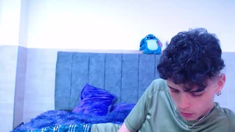 Ruby and Vanie online show from 02.03.26