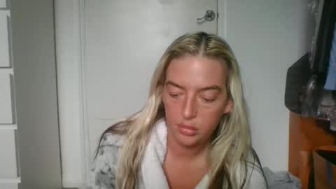 Snapshot of rubyredxxxoxxx chatting on 12.30.24 rubyredxxxoxxx online show from 12.30.24