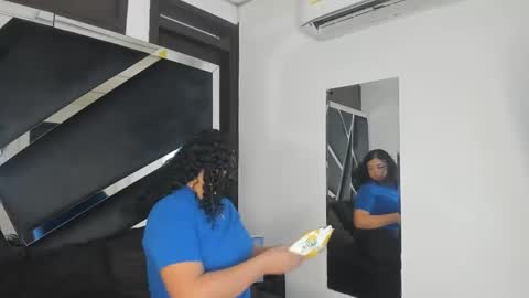 Snapshot of rubyxht chatting on 09.17.25 rubyxht online show from 09.17.25