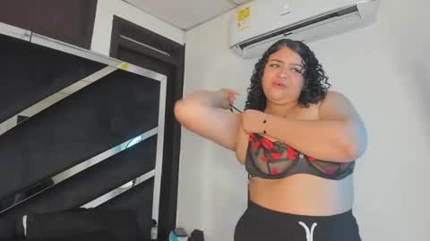 Snapshot of rubyxht chatting on 10.10.25 rubyxht online show from 10.10.25