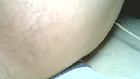 Snapshot of rudisuzzy chatting on 06.17.26 rudisuzzy 1 online show from 06.17.26