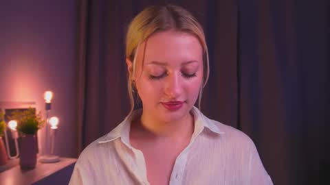 Mila online show from 09.18.25