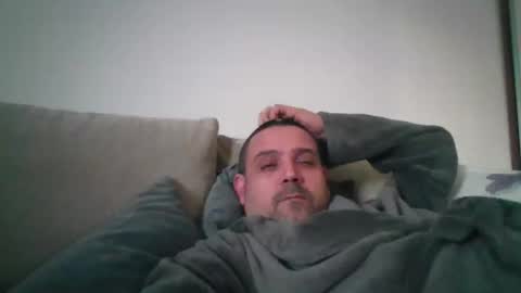 Snapshot of rul3ssuck chatting on 12.14.24 rul3ssuck online show from 12.14.24