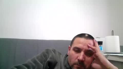 Snapshot of rul3ssuck chatting on 02.18.25 rul3ssuck online show from 02.18.25