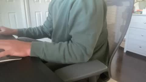 Snapshot of rungriff2323 chatting on 10.16.25 rungriff2323 online show from 10.16.25