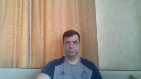 Snapshot of rusqadisx chatting on 02.24.25 rusqadisx online show from 02.24.25