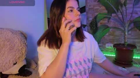 Lorenn online show from 12.04.24