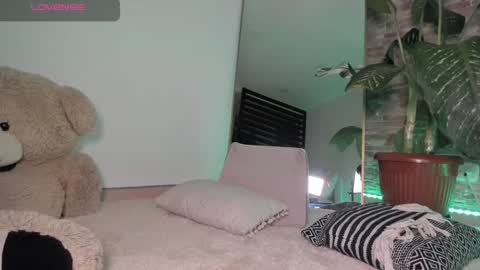Lorenn online show from 12.06.24