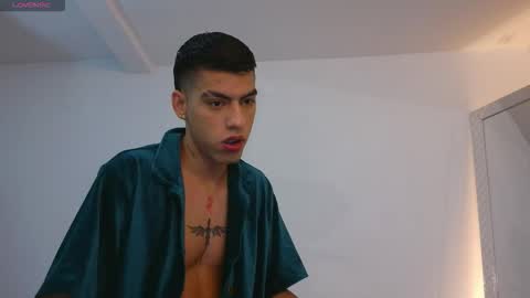  R U S S E L L  online show from 11.16.25