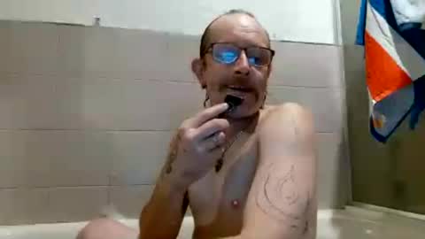 Snapshot of rustykunts69 chatting on 07.19.26 rustykunts69 online show from 07.19.26