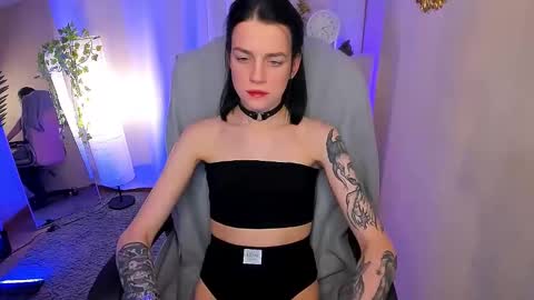 Ruth Martin online show from 01.05.25