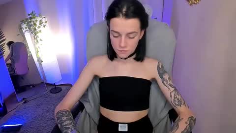 Ruth Martin online show from 01.06.25