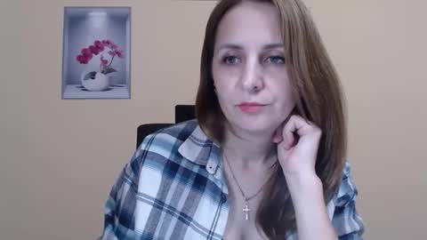 Snapshot of ruthpark chatting on 11.11.25 Ruth online show from 11.11.25