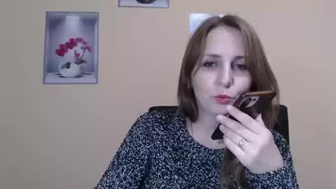 Snapshot of ruthpark chatting on 11.12.25 Ruth online show from 11.12.25