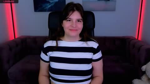 Ruyjin online show from 10.18.25