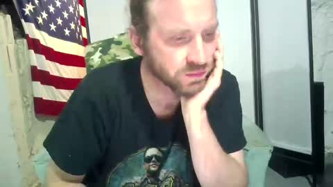 Snapshot of rwb1982 chatting on 10.12.25 rwb1982 online show from 10.12.25