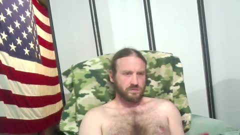 Snapshot of rwb1982 chatting on 10.19.25 rwb1982 online show from 10.19.25