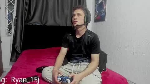 Ryan 15 online show from 09.15.25