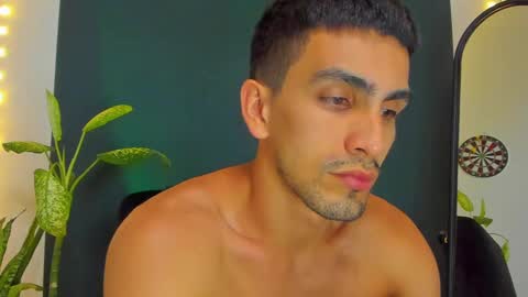 Ryan independent model online show from 09.10.25