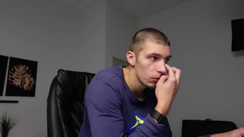 Snapshot of ryan_dozer chatting on 09.30.25 RYAN DOZER online show from 09.30.25