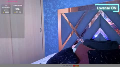 Snapshot of ryan_evanns chatting on 10.03.25 R Y A N online show from 10.03.25