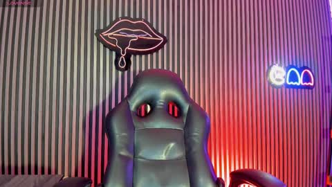 Snapshot of ryan_sailor chatting on 10.06.25 RYAN online show from 10.06.25