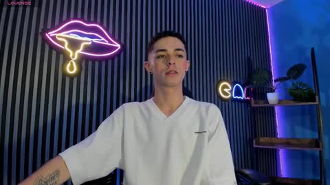 Snapshot of ryan_sailor chatting on 10.21.25 RYAN online show from 10.21.25