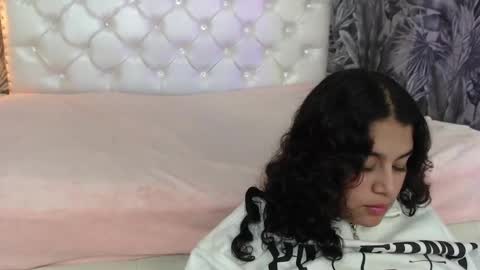 rylierouse online show from 10.17.25