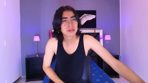 Snapshot of ryo_fem chatting on 09.19.25 Ryo online show from 09.19.25