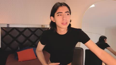 Snapshot of ryo_fem chatting on 10.06.25 Ryo online show from 10.06.25